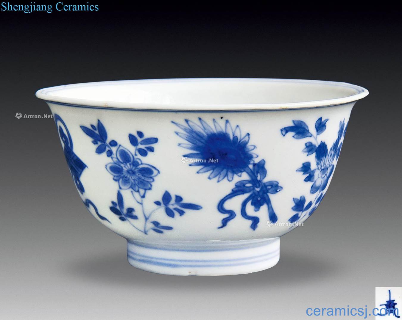 The qing emperor kangxi Blue and white flowers antique cup