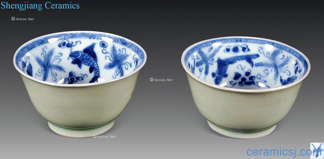 Outside of the reign of emperor kangxi Holly glaze blue aquarium inside grain cup (a)