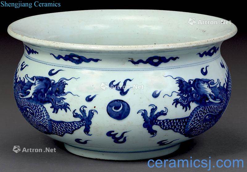 Qing dynasty blue and white dragon furnace