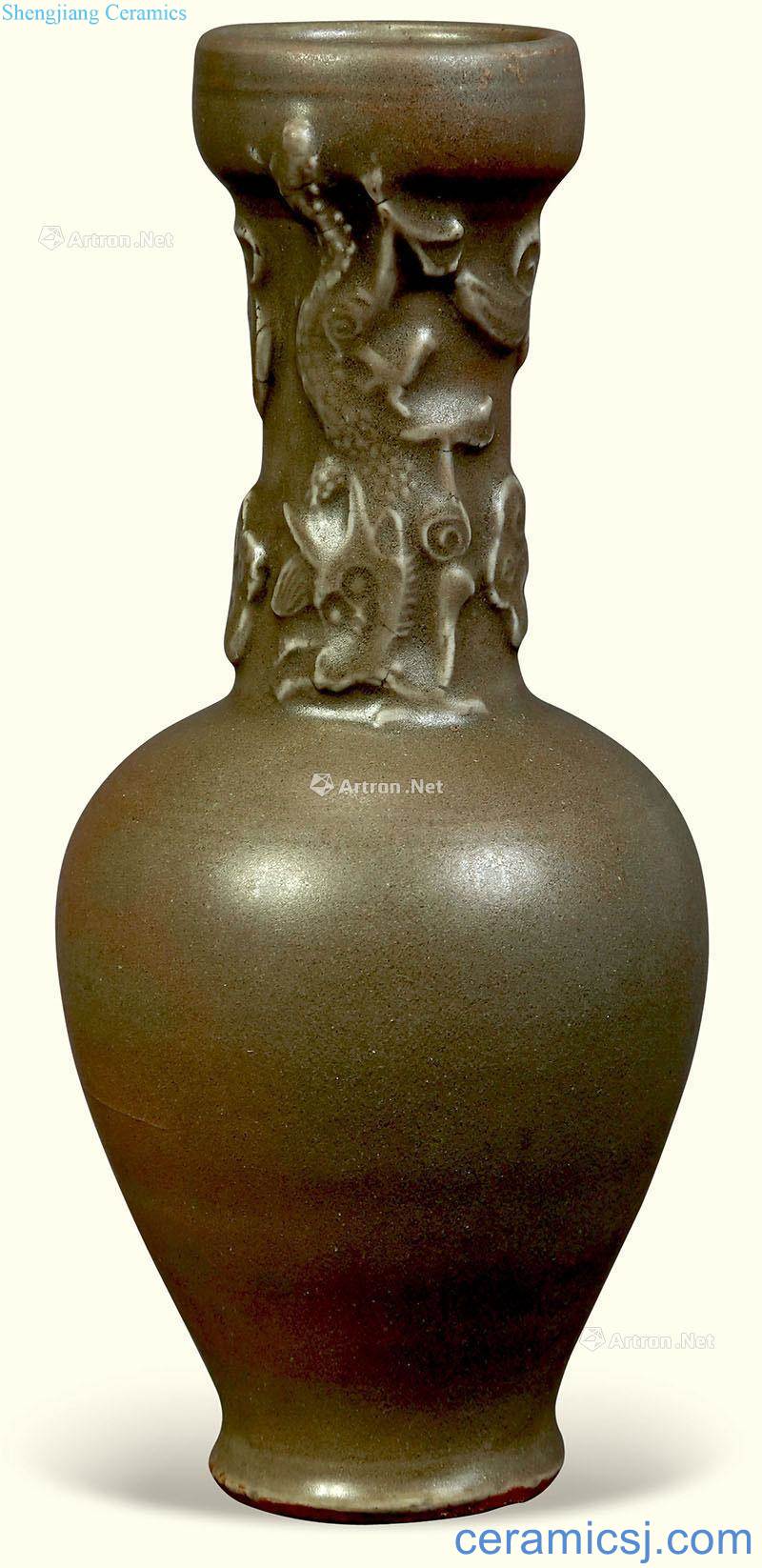 Ming Longquan celadon dragon bottle