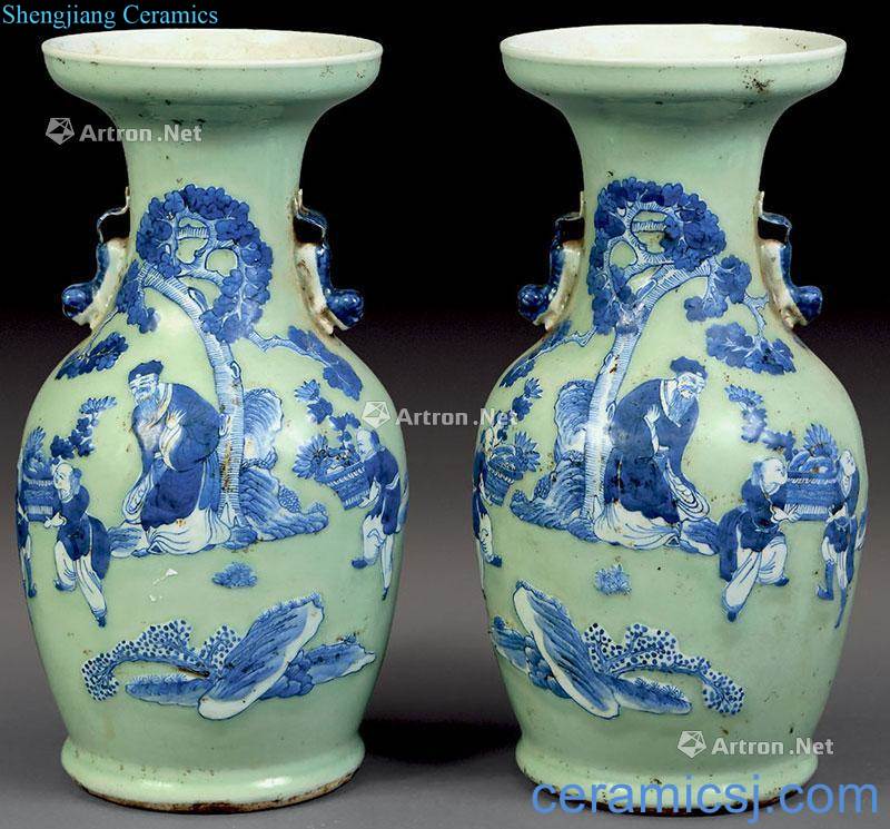 Qing pea green character bottles (2)