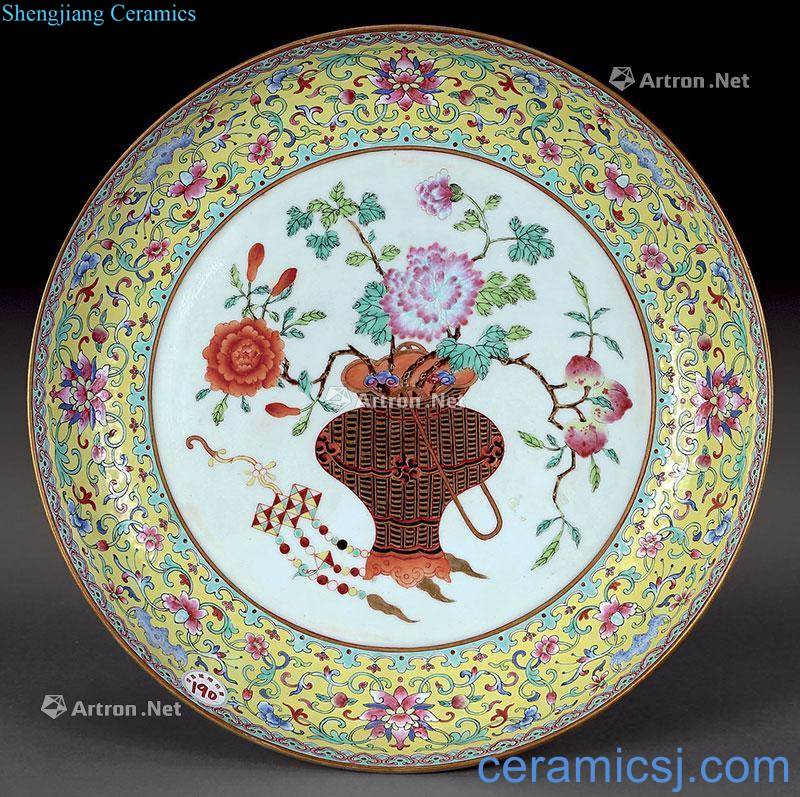 Qing huang famille rose flower disc