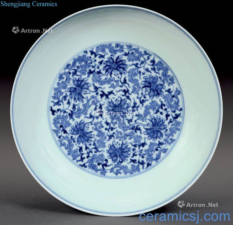 qing Blue and white lotus flower disc