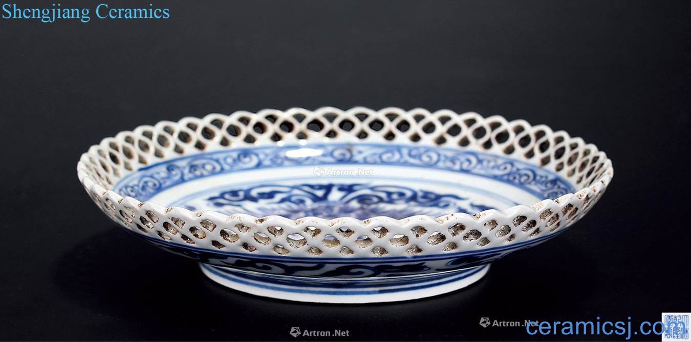 Blue and white hollow out the double phoenix tray