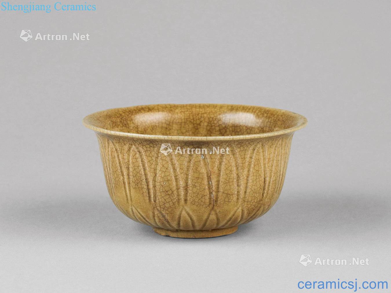 The tang dynasty (618 ~ 907), the kiln lotus-shaped grain tea cups