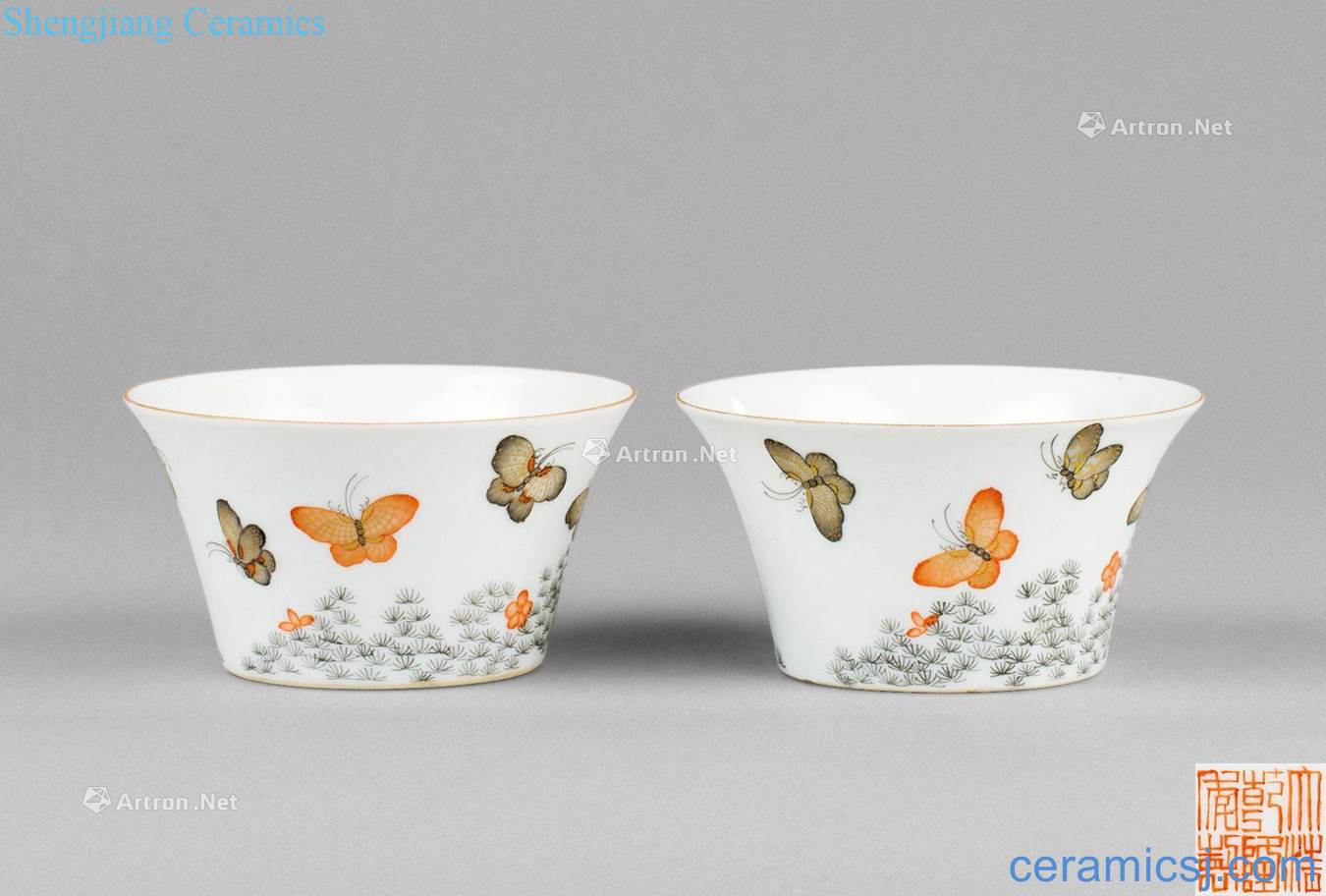 In the qing dynasty (1644 ~ 1911) pastel decorated butterfly tattoo ink cup two things (group a)