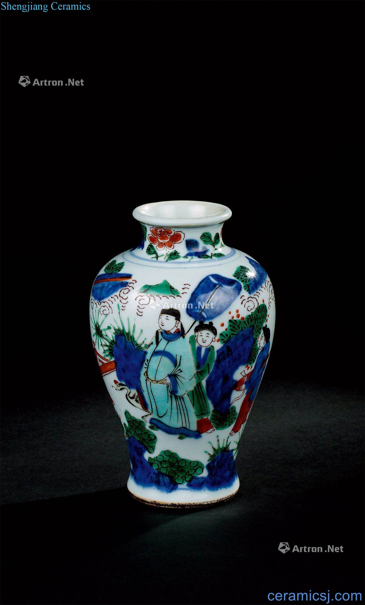The qing emperor kangxi (1662 ~ 1722) colorful character lines goddess of mercy bottle