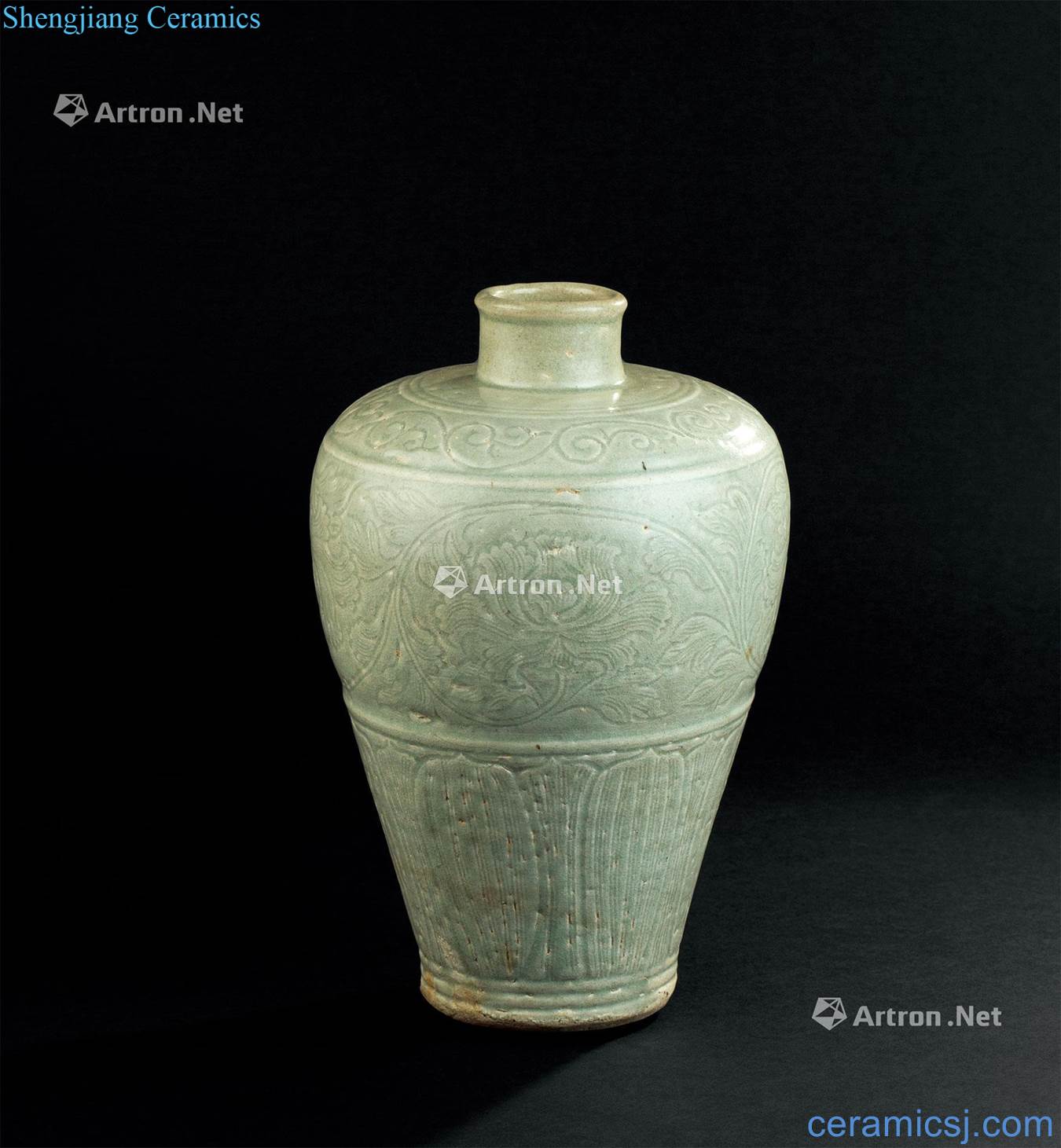 The song dynasty (960 ~ 1279) shadow peony grains plum bottle green