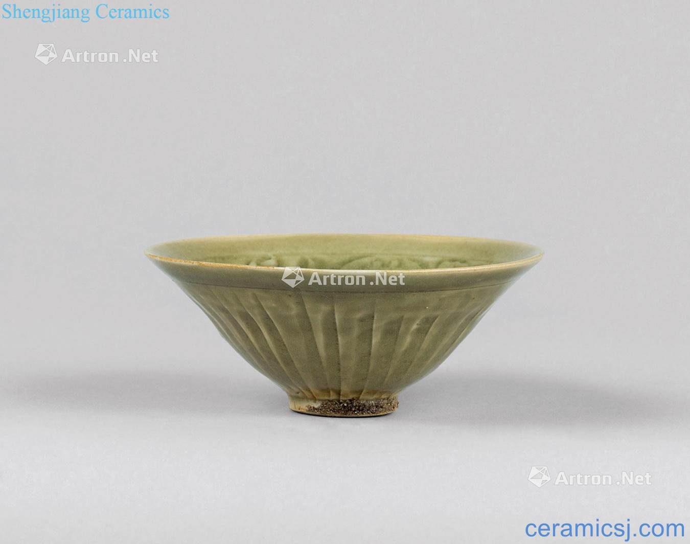 The song dynasty (960 ~ 1279) yao state kiln flower tattoos bowl