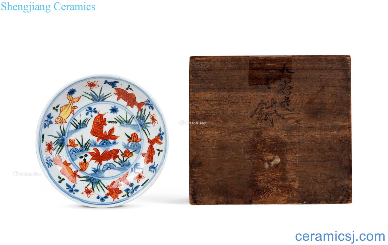 The qing emperor kangxi The colorful fish and algae tray