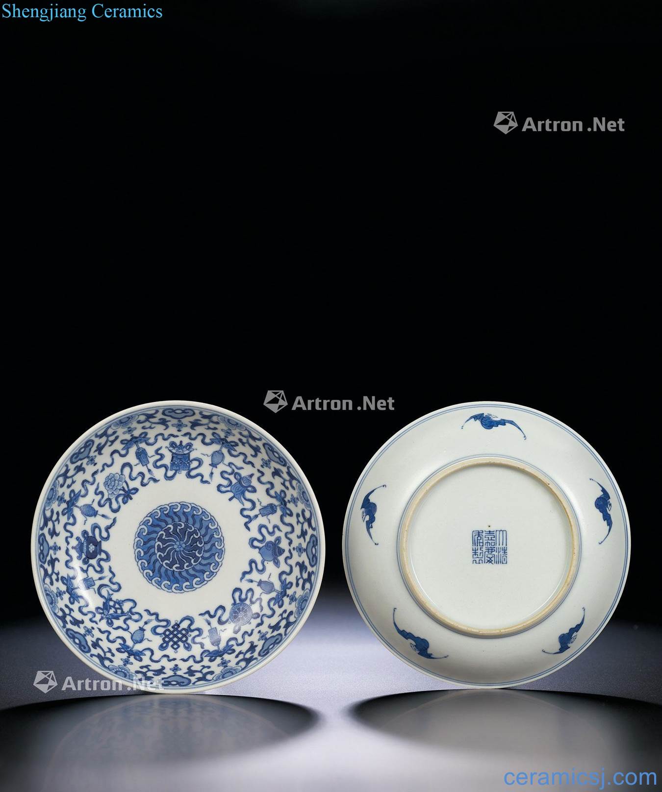 Qing jiaqing Blue and white eight auspicious tray A pair of