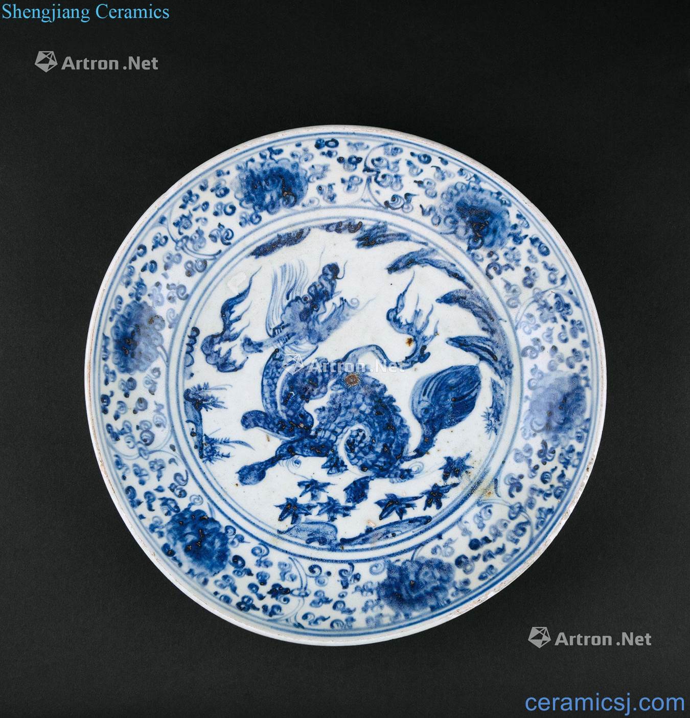 In the Ming dynasty (1368-1644) blue and white unicorn tray