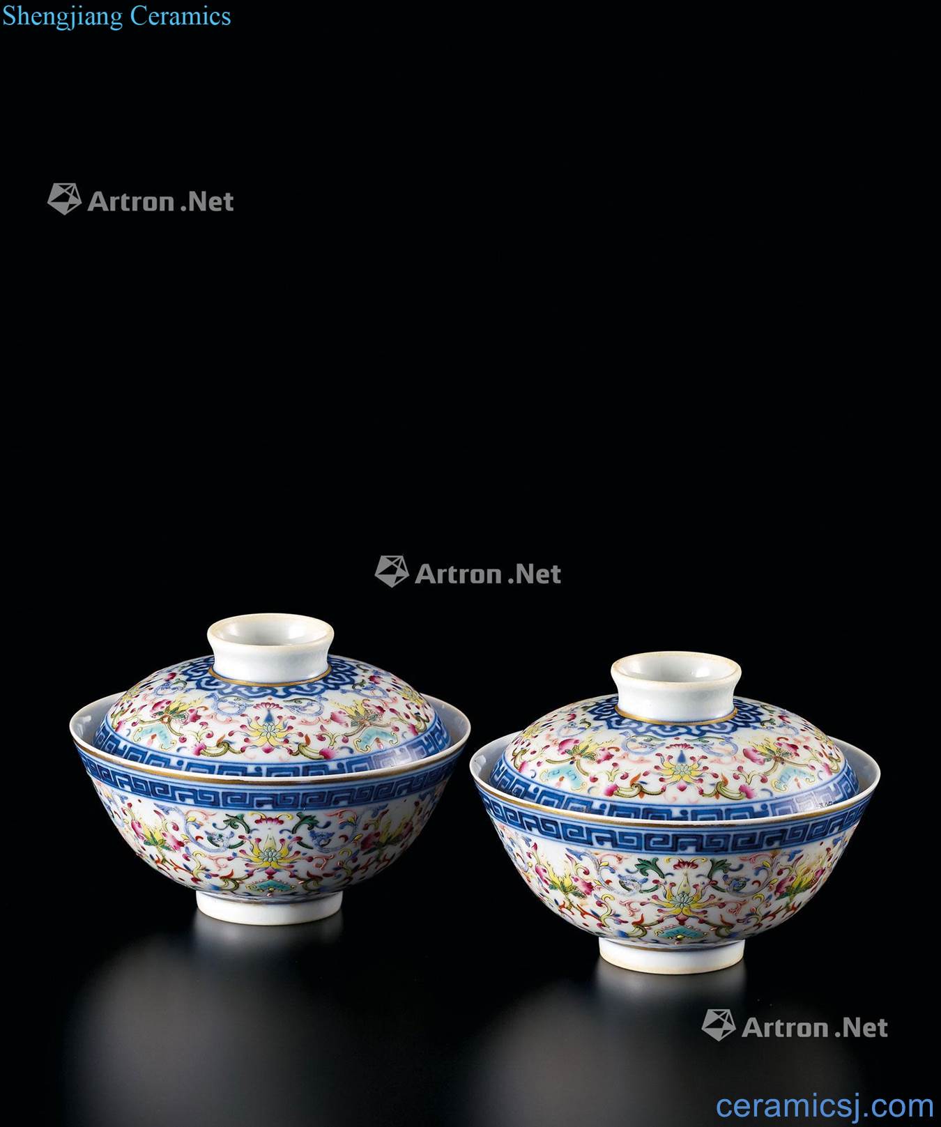 Qing xianfeng Blue and white enamel sanduo grain tureen A pair of