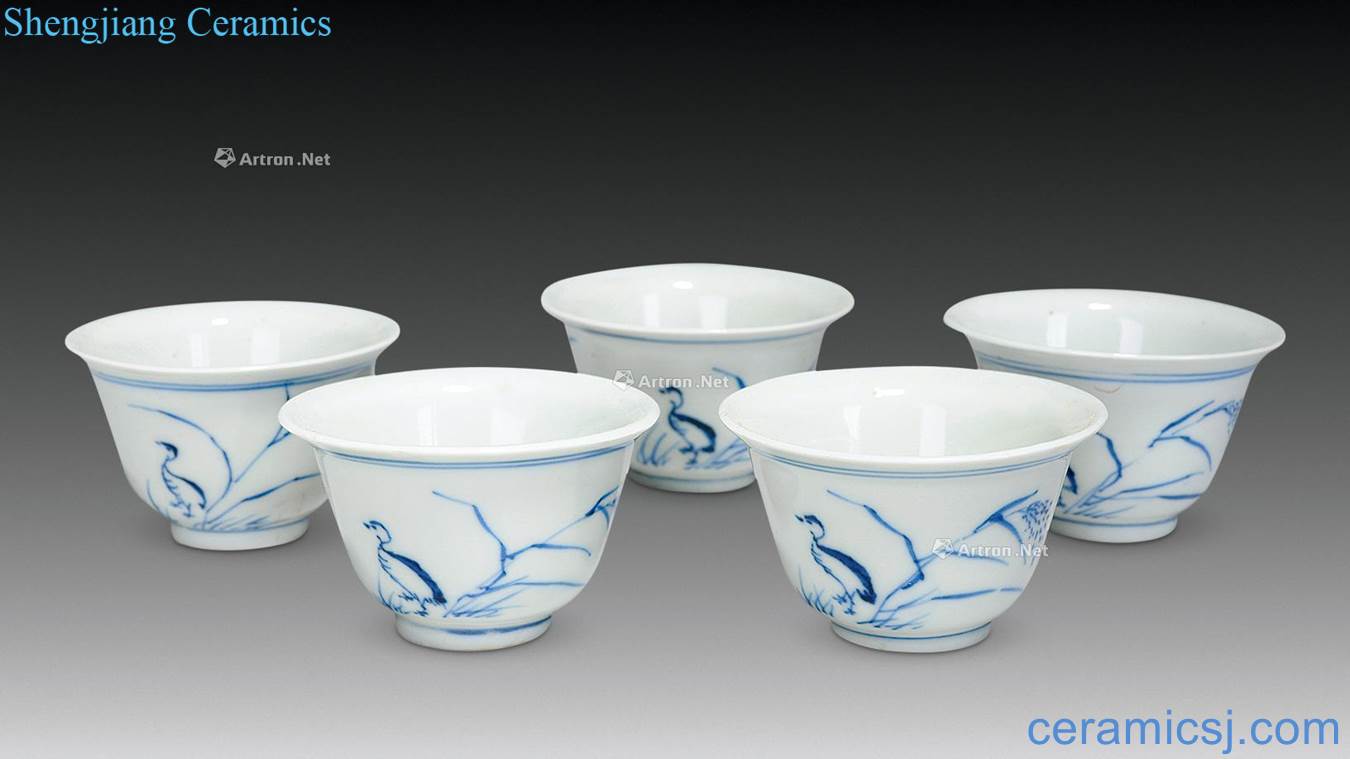In the Ming dynasty Blue and white LuYan small cup (five)