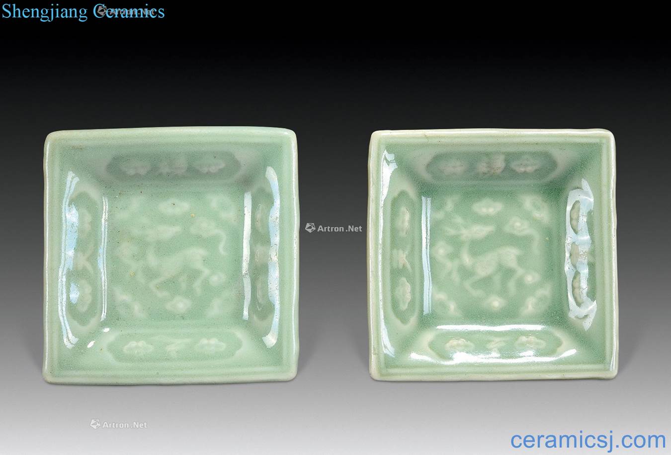 Based on the Ming dynasty longquan celadon beauty "small side plate (a)