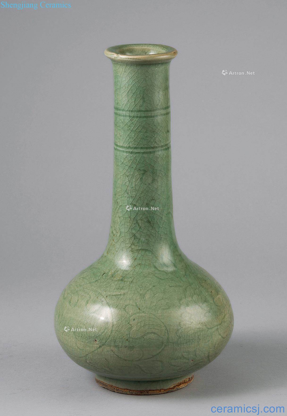 Ming Longquan celadon green magnetic flask