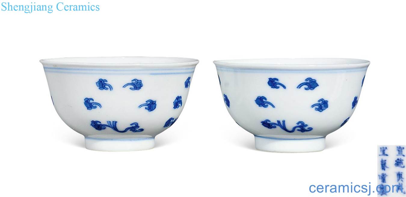 Qing xuantong Blue treasure phase pattern bowl (a pair)