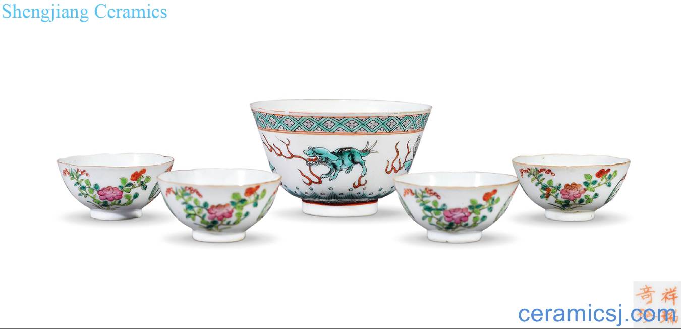 Late qing pastel small cup four pieces, the sea bowl (a total of five pieces)