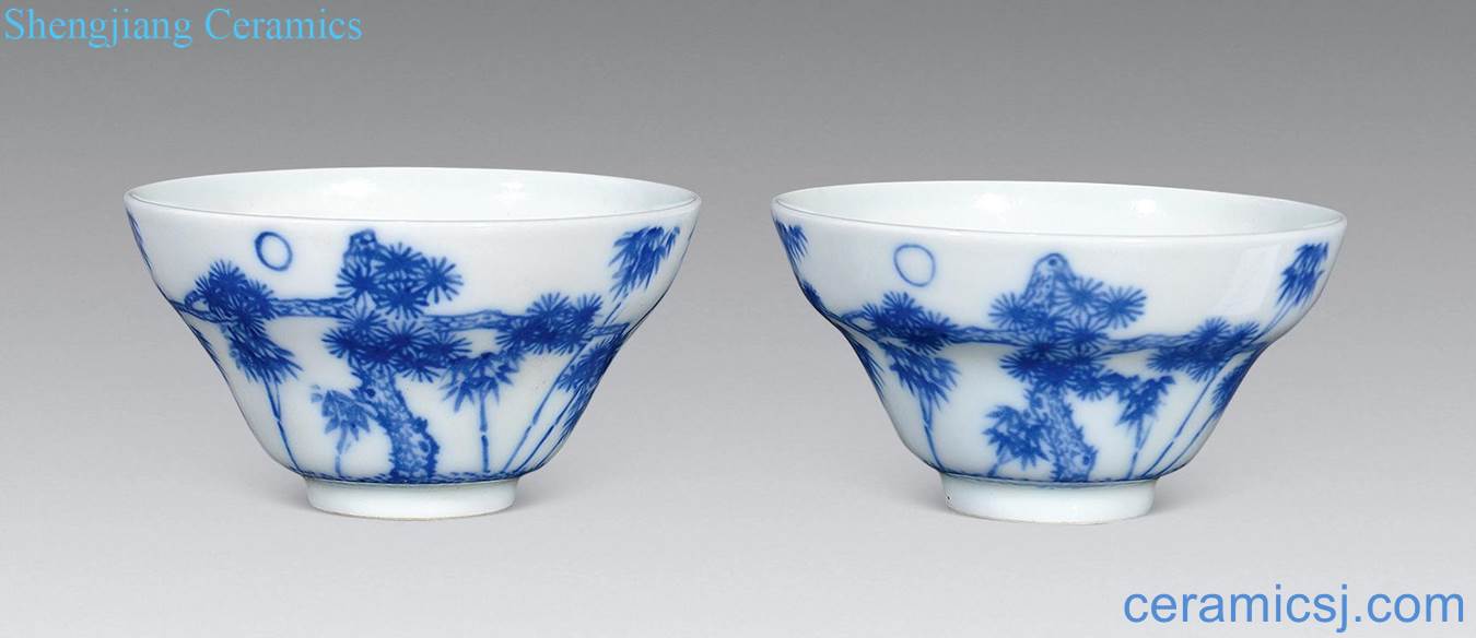 Qing yongzheng Blue and white shochiku may count cup (a)