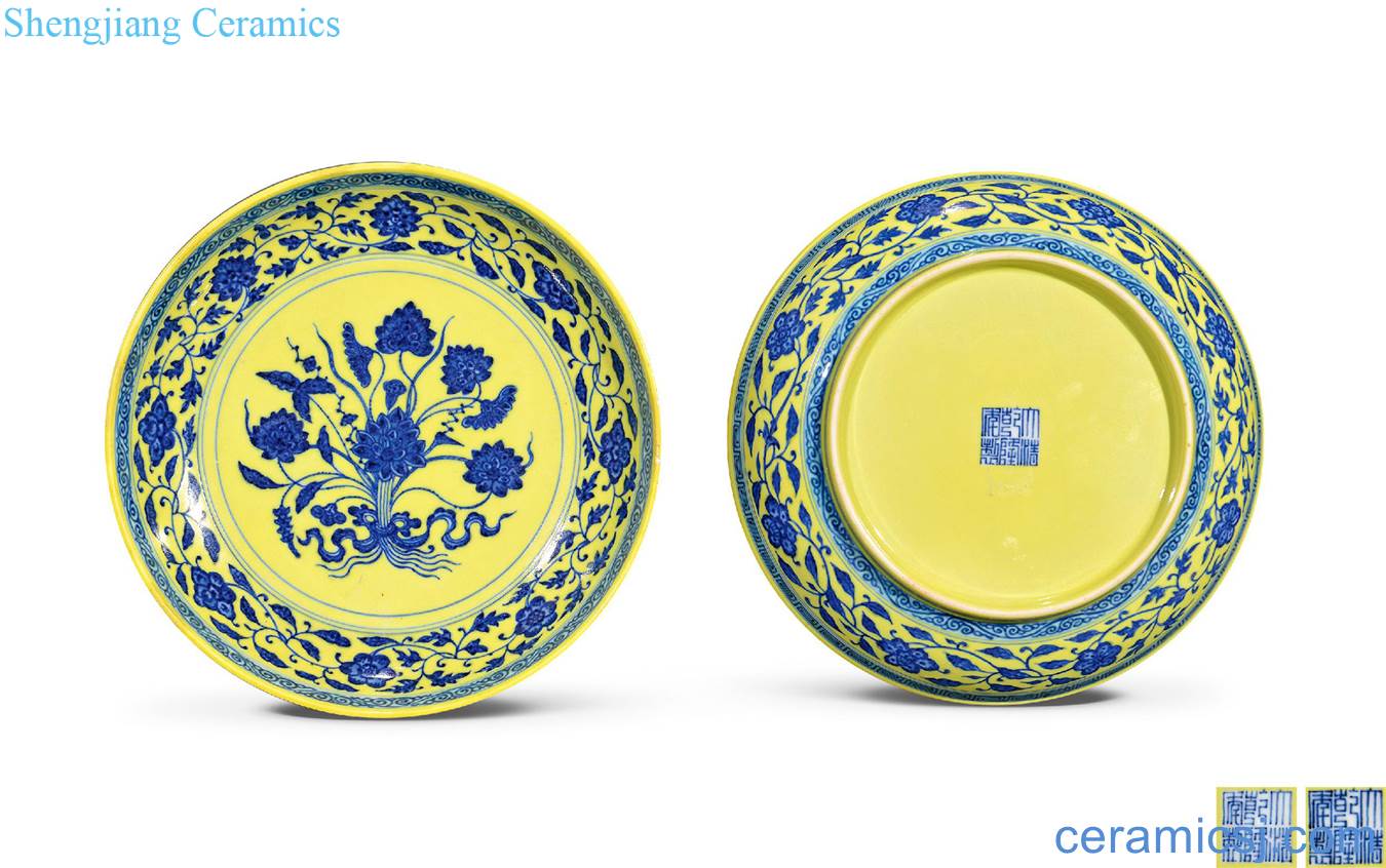 Qing qianlong Yellow to blue on a lotus