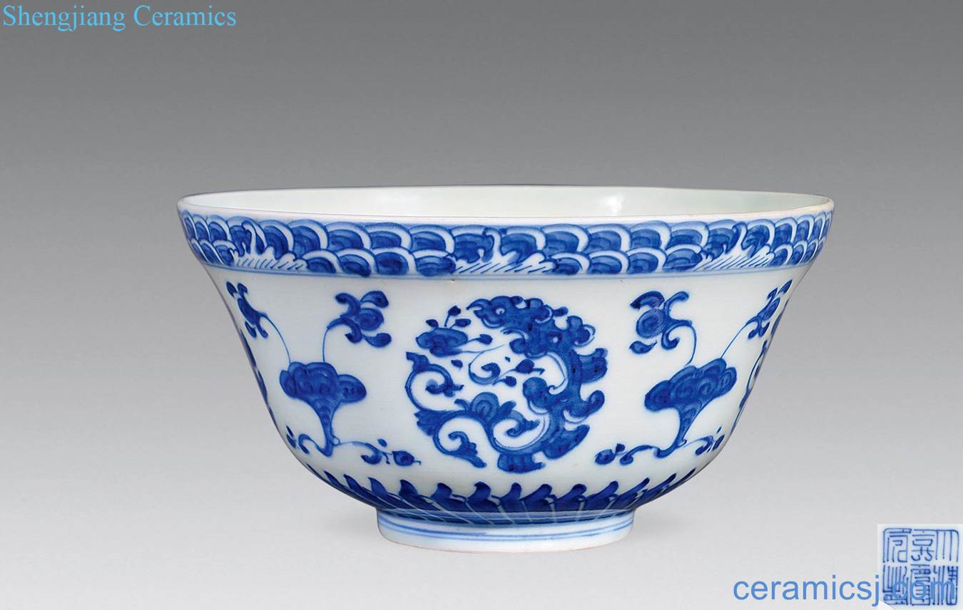 Qing dynasty blue and white dragon bowl