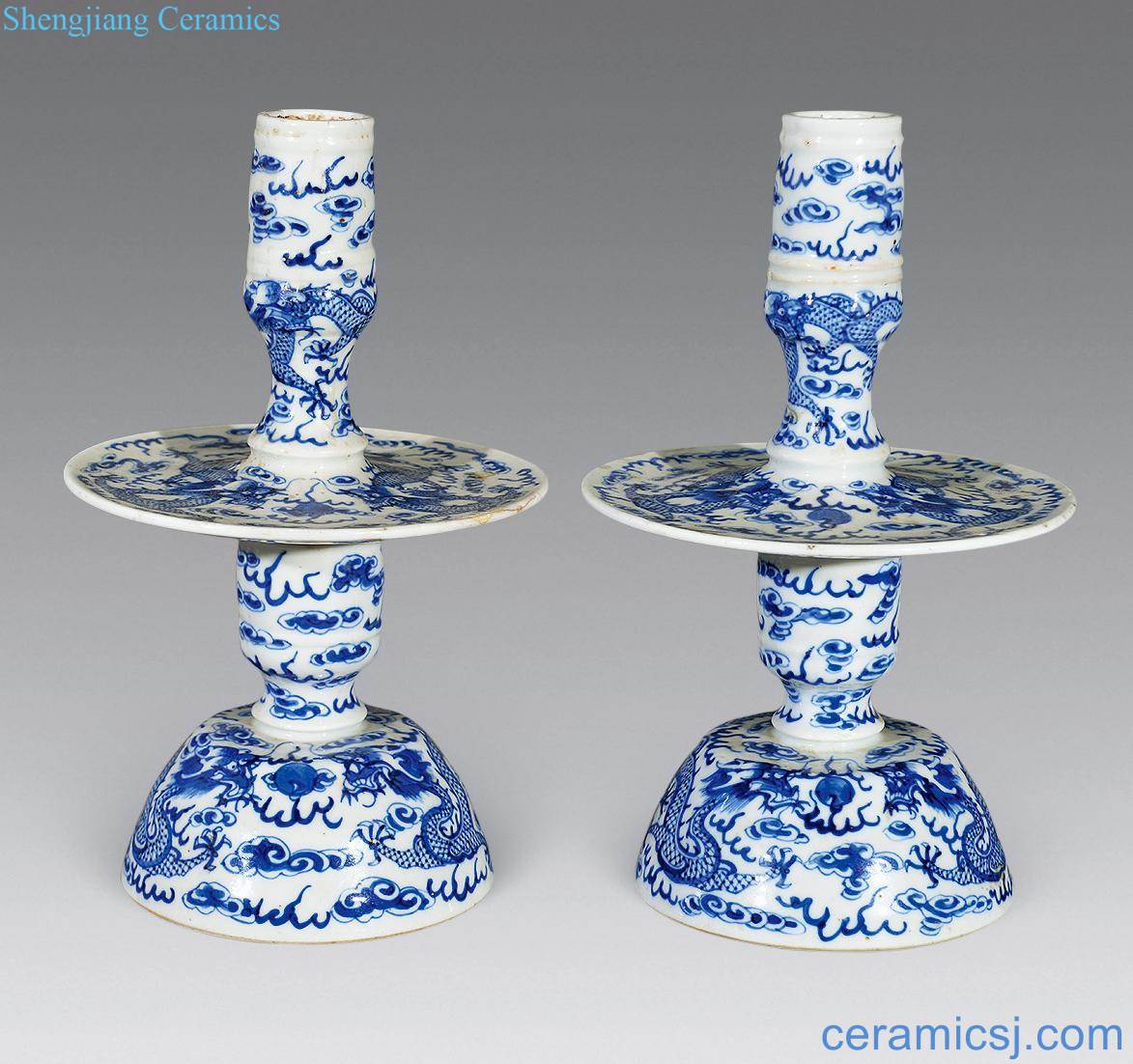 Qing guangxu Blue and white YunLongWen candlestick (a)