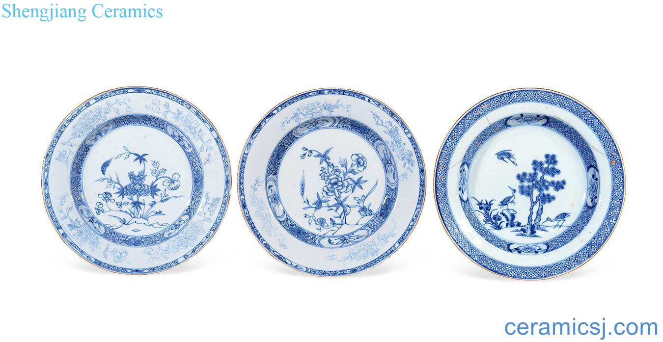 The qing emperor kangxi Blue and white flower plate (three)