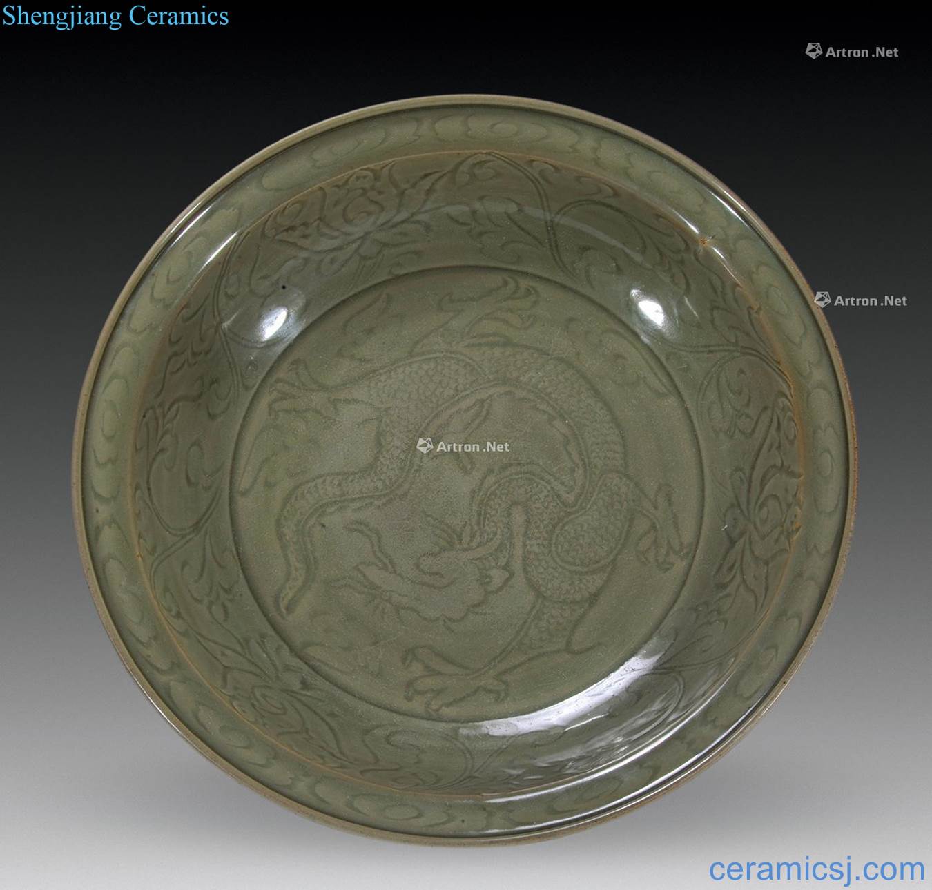 Ming Longquan passionflower dragon pattern plate