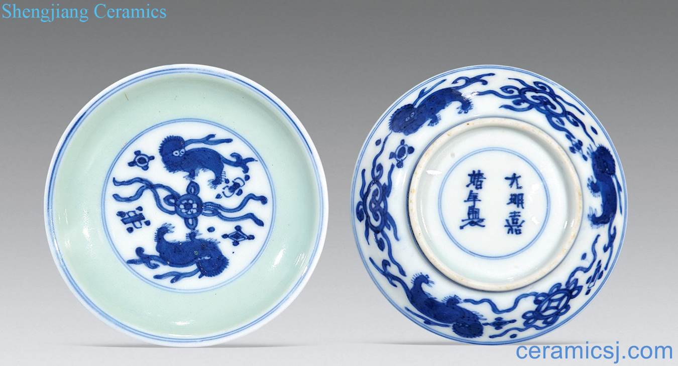 Early qing pea green blue lion ball plate (a)