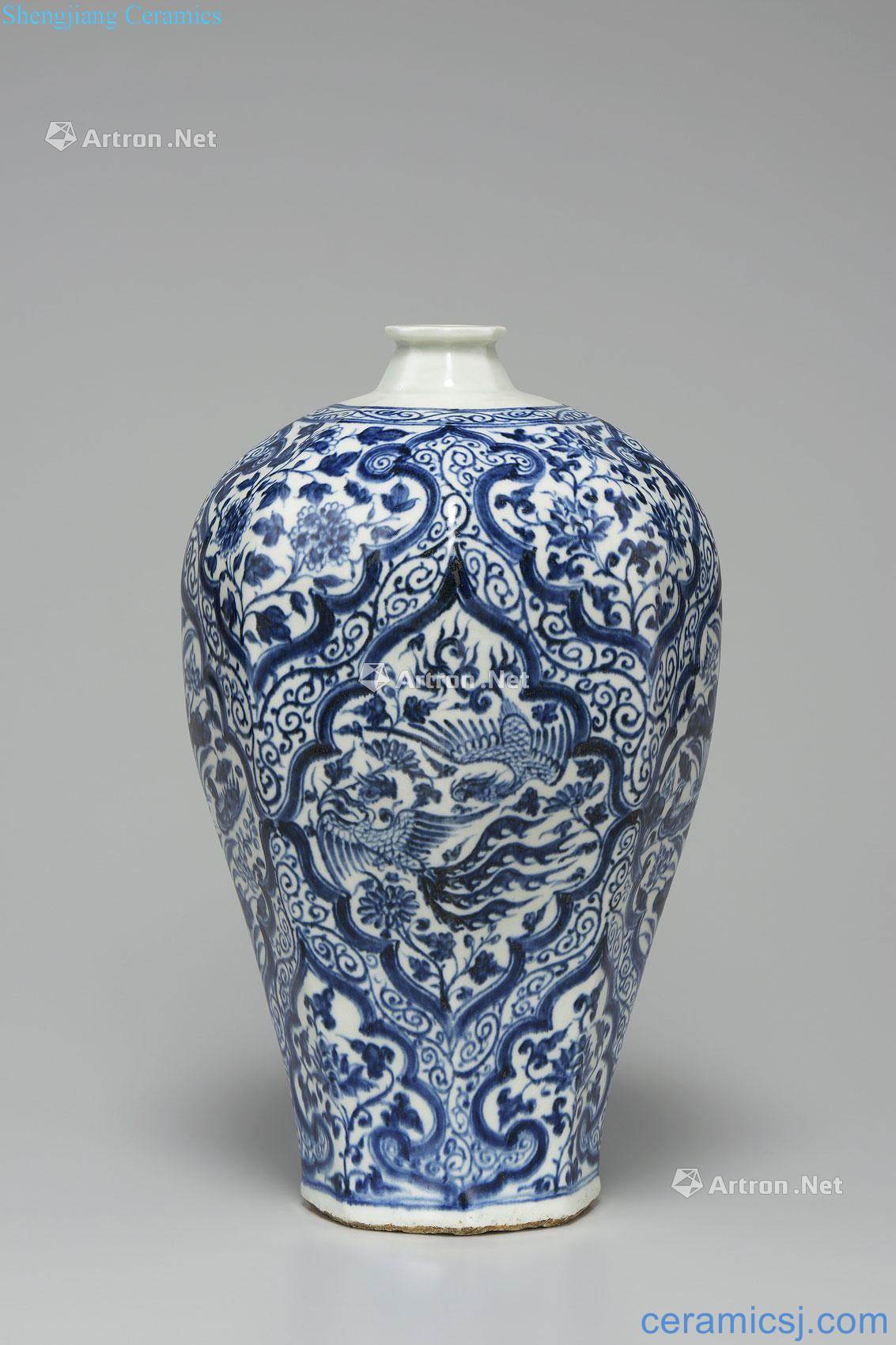 yuan Blue and white goes well with shoulder length phoenix lotus pond yuanyang eight arrises plum bottle