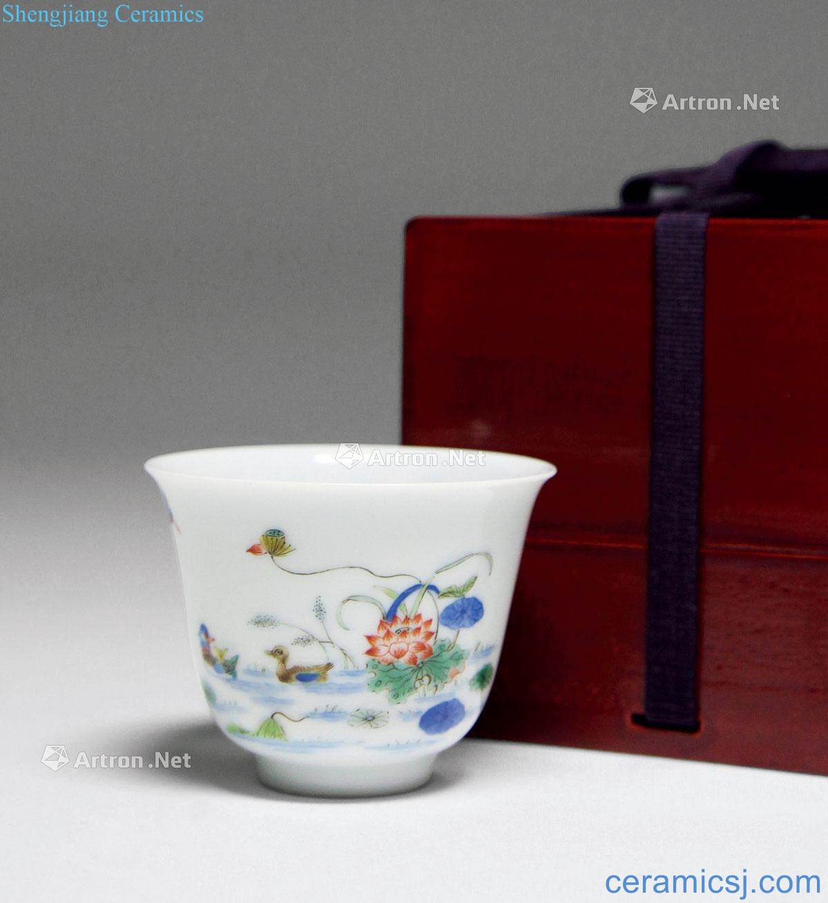 The qing emperor kangxi bucket color flora cup in June