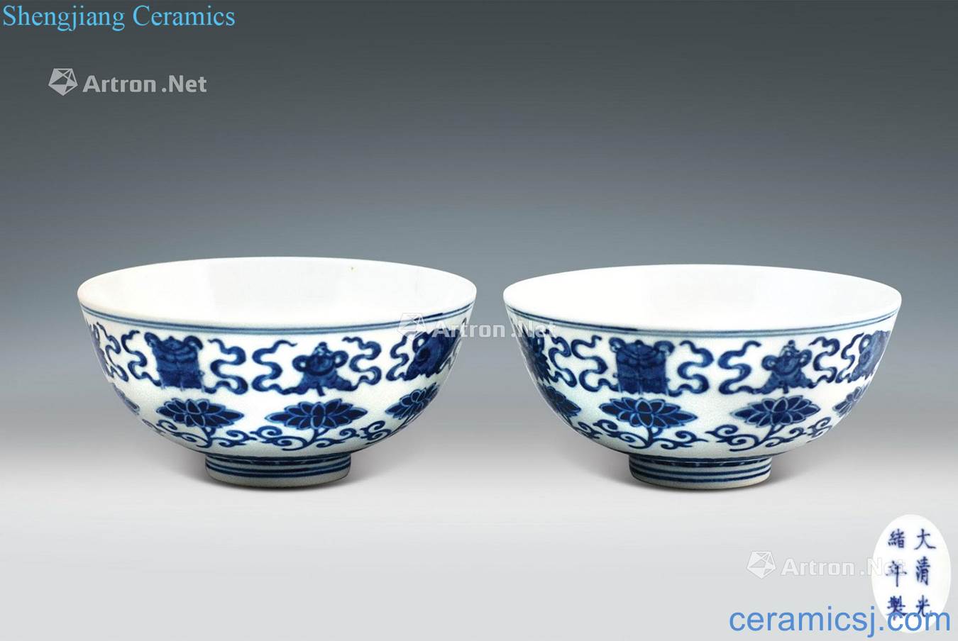qing Blue and white sweet grain to the bowl
