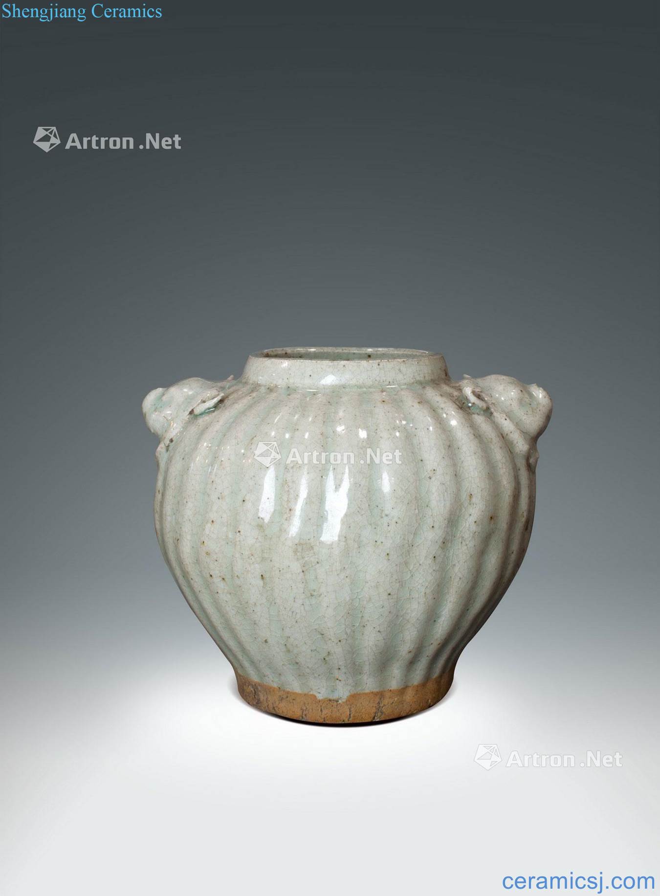 The song dynasty Green glaze double first flower pot