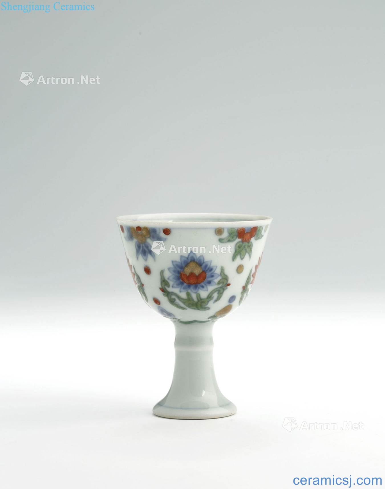 in Dou CaiTuan lotus grain footed cup