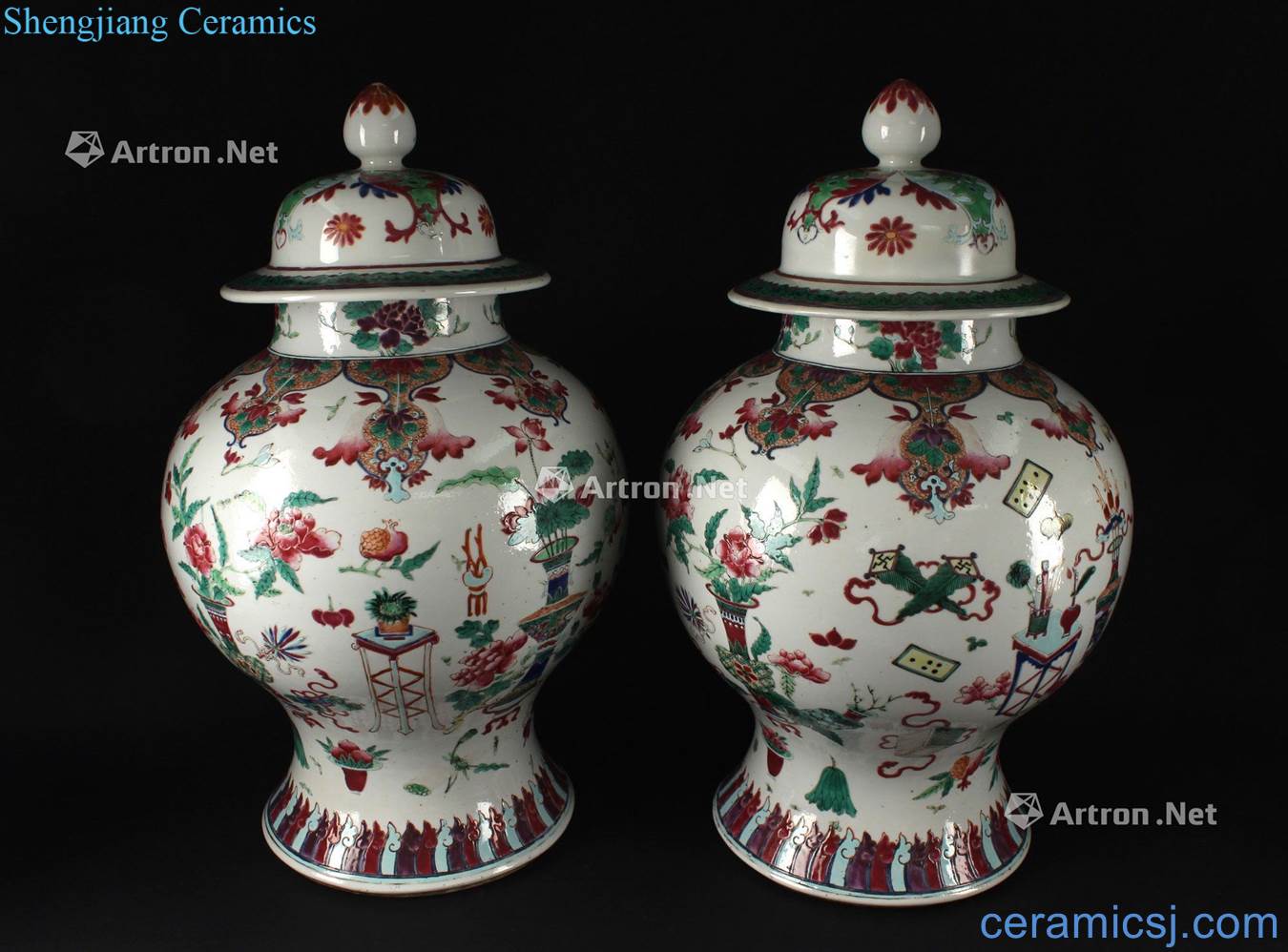 Qing qianlong pastel miscellaneous general treasure grain tank of a couple