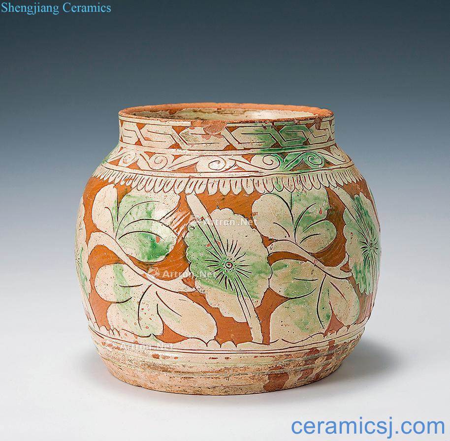Ming Three-color carved flower grain tank