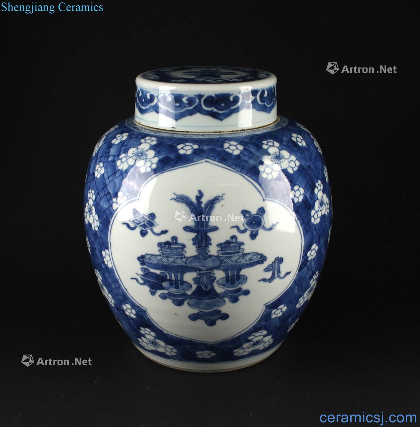 In late qing dynasty blue and white ice plum medallion treasure grain cover tank