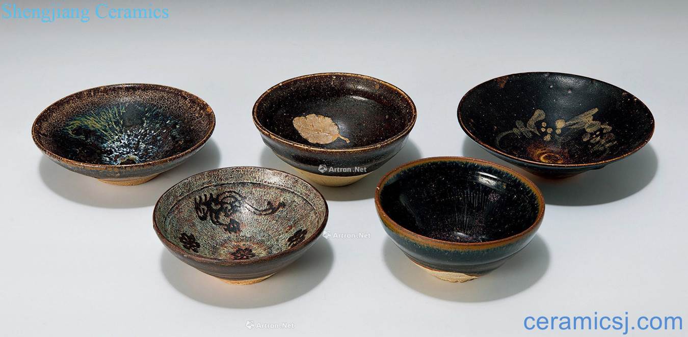 Song black glazed bowl (a total of five pieces)