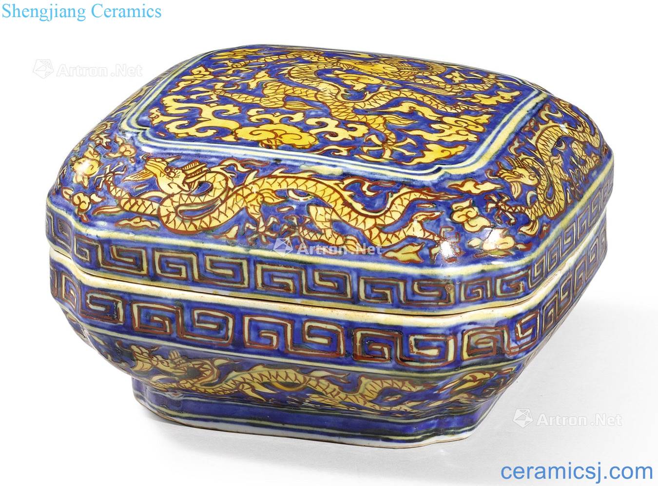 Ming jiajing Red Huang Cai wear blue cheese dragon horn side cover box