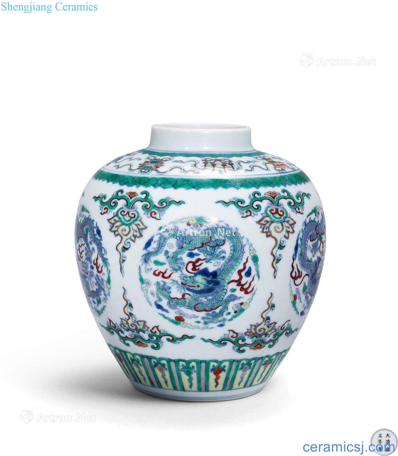 Qing yongzheng bucket color eight auspicious dragon tank