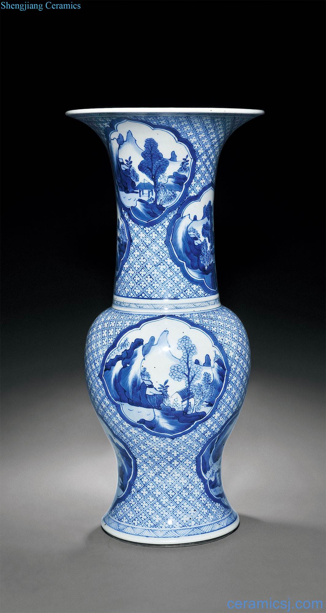 Blue and white brocade to medallion landscape characters of the reign of emperor kangxi grain PND tail-on statue