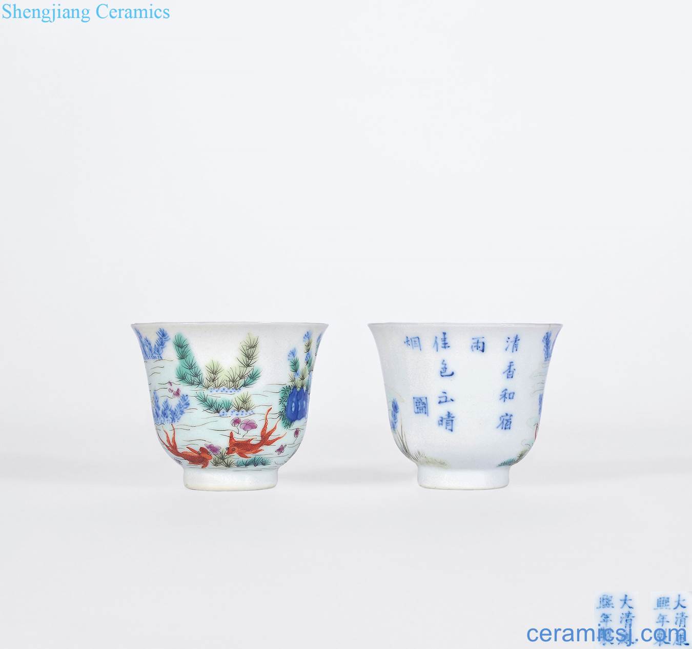 In late qing dynasty Blue and white color flora cup (a)