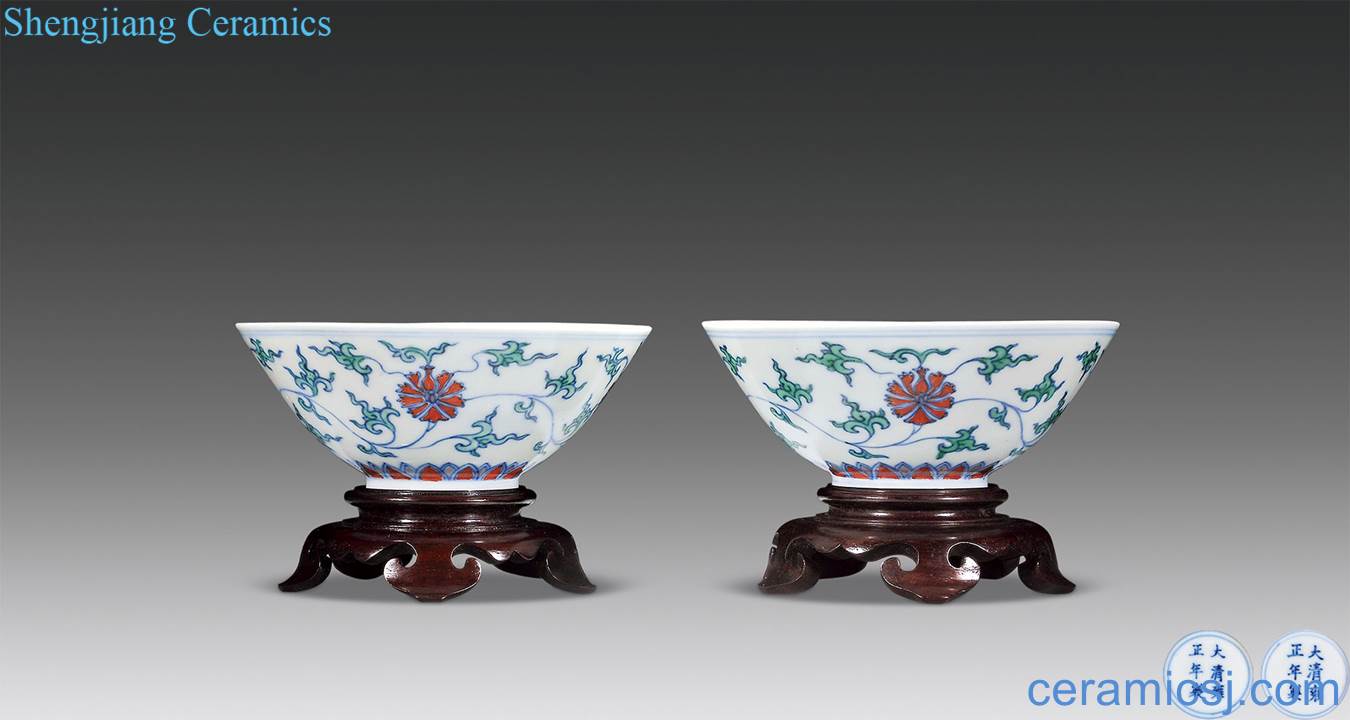 Qing yongzheng bucket colors lotus flower grain small bowl (a)