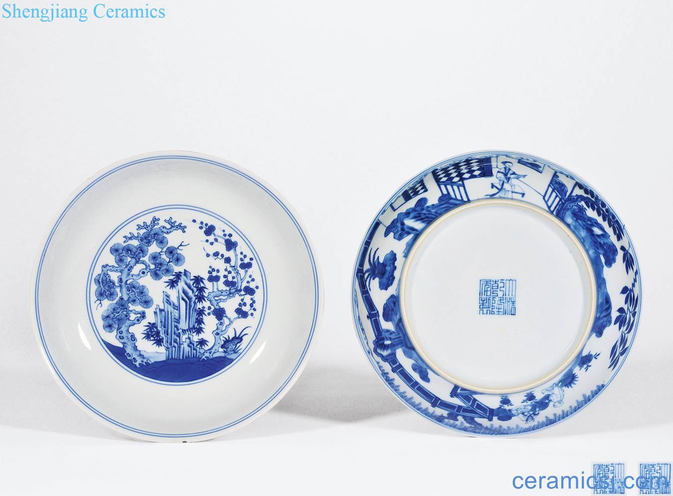 Qing qianlong Blue and white within, poetic figure lady baby play outside plate (a)