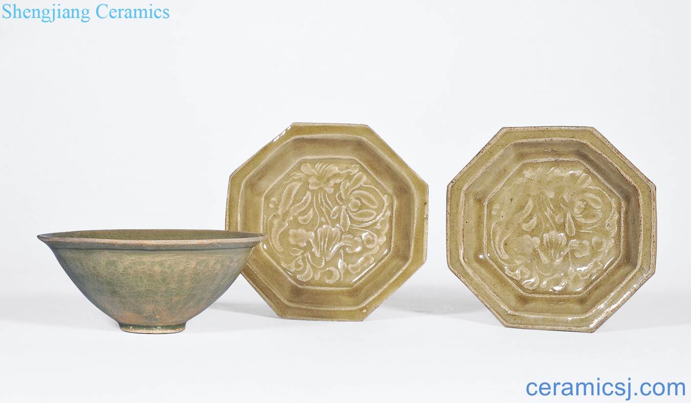 yuan Yao state kiln green glaze stamps flower bowl, plate (3) only
