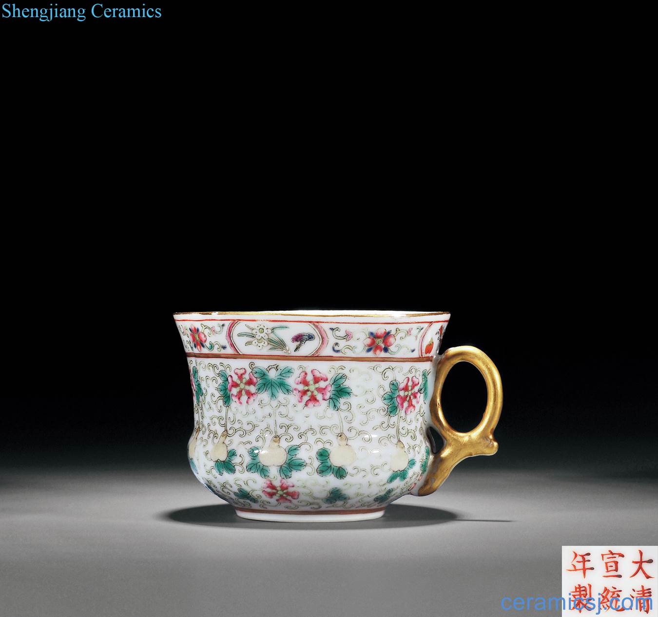 Qing xuantong Alum in red outside YunLongWen pastel ferro figure single Pan cup ten thousand generations