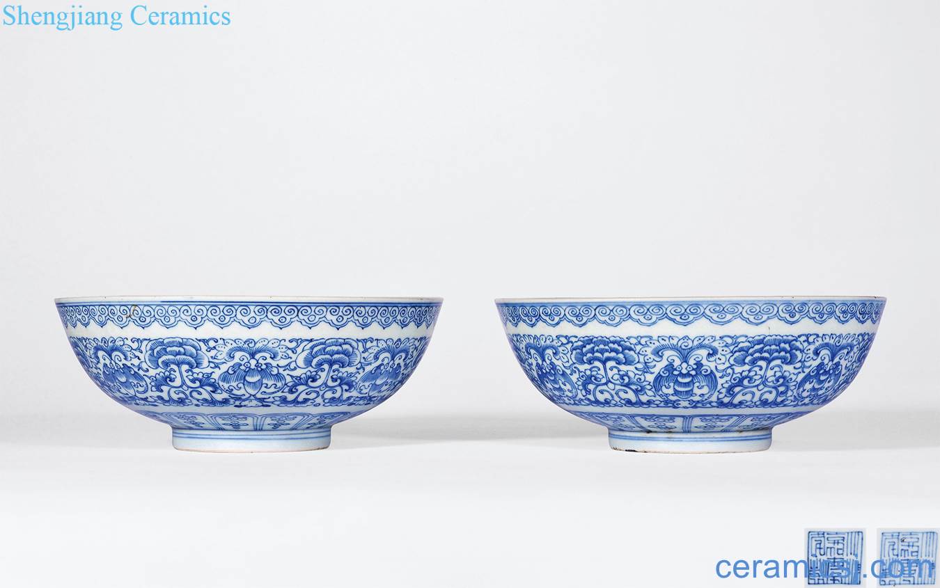 Qing jiaqing Blue and white tie peony bats grain big bowl (a)