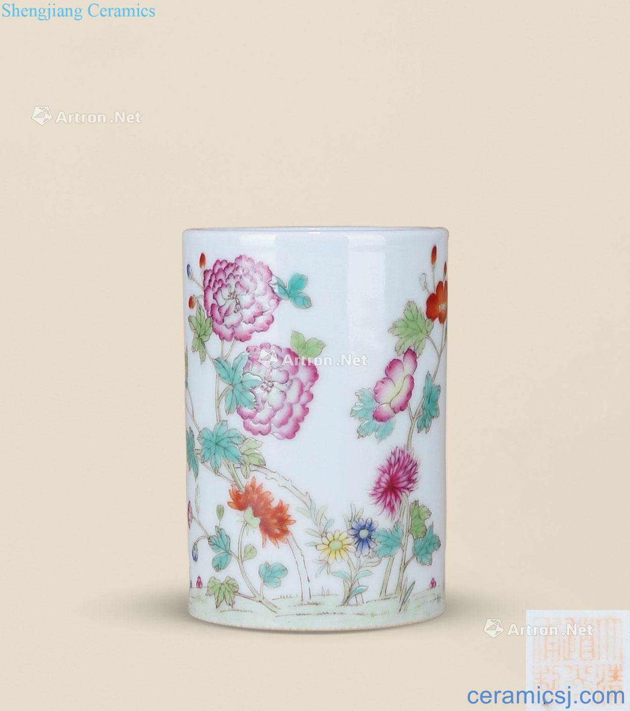 Mid qing famille rose flower tattoo pen container