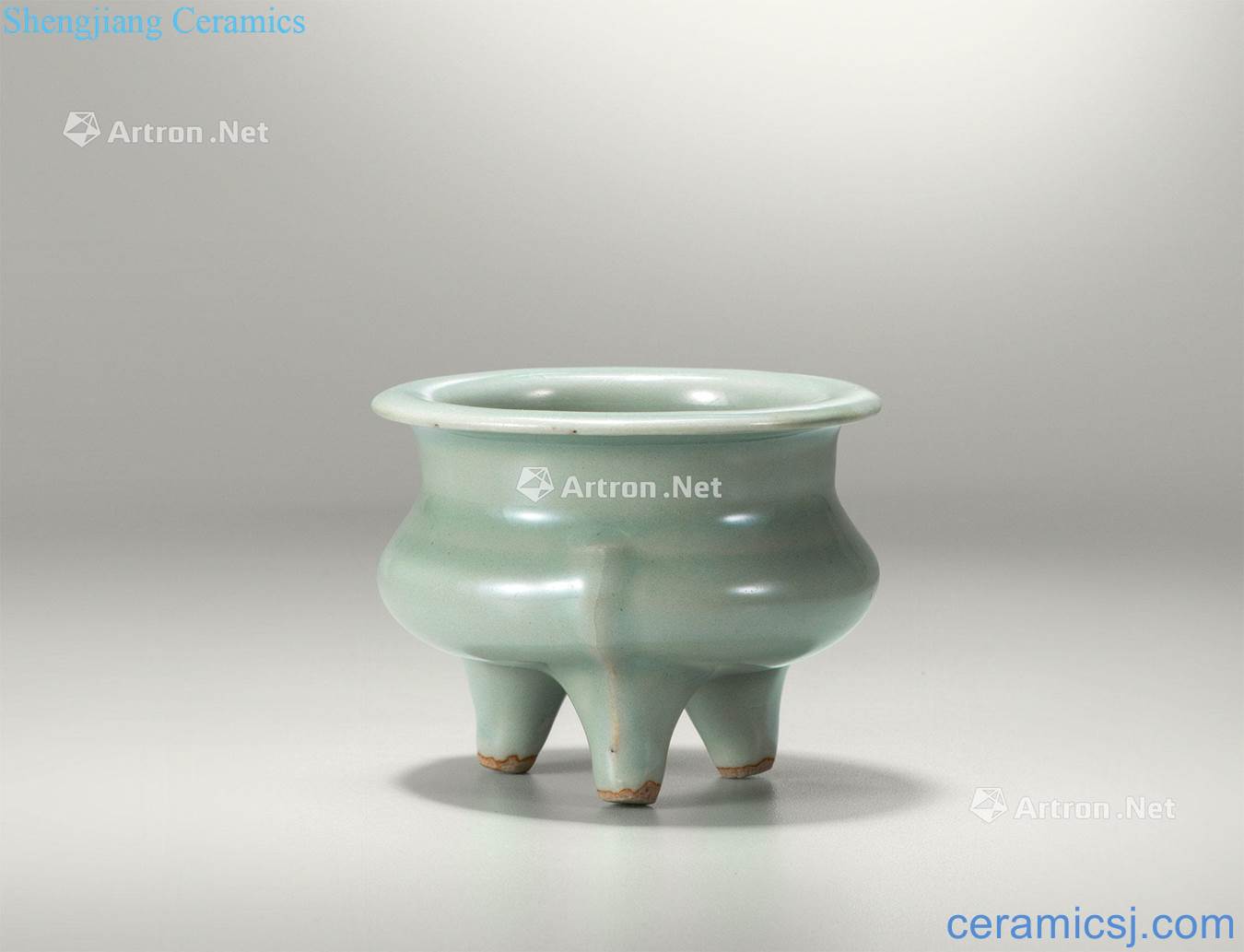 yuan Longquan celadon plum green glaze by furnace
