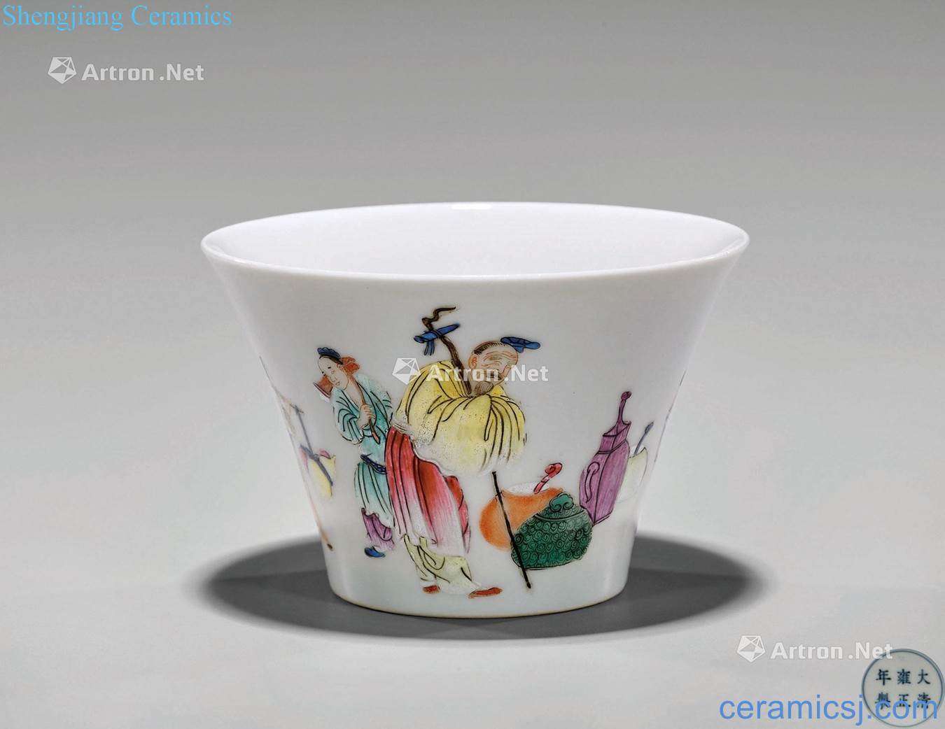 YongZhengNian antique famille rose porcelain cup
